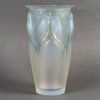 Vase « Ceylan » verre opalescent patiné bleu de René LALIQUE | Biron 