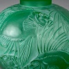 Vase "Poissons" verre vert émeraude patiné blanc de René LALIQUE 