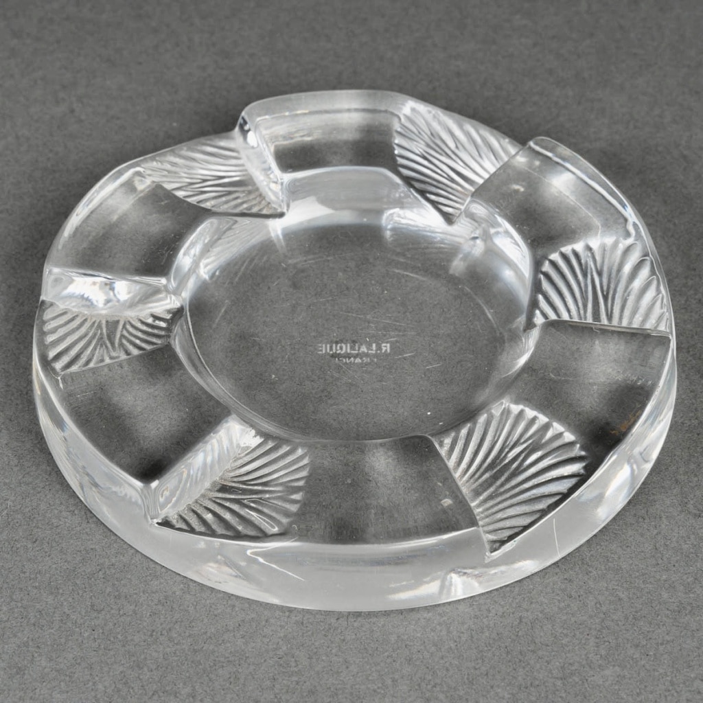 Cendrier « Cuba » verre blanc de René LALIQUE | Biron 