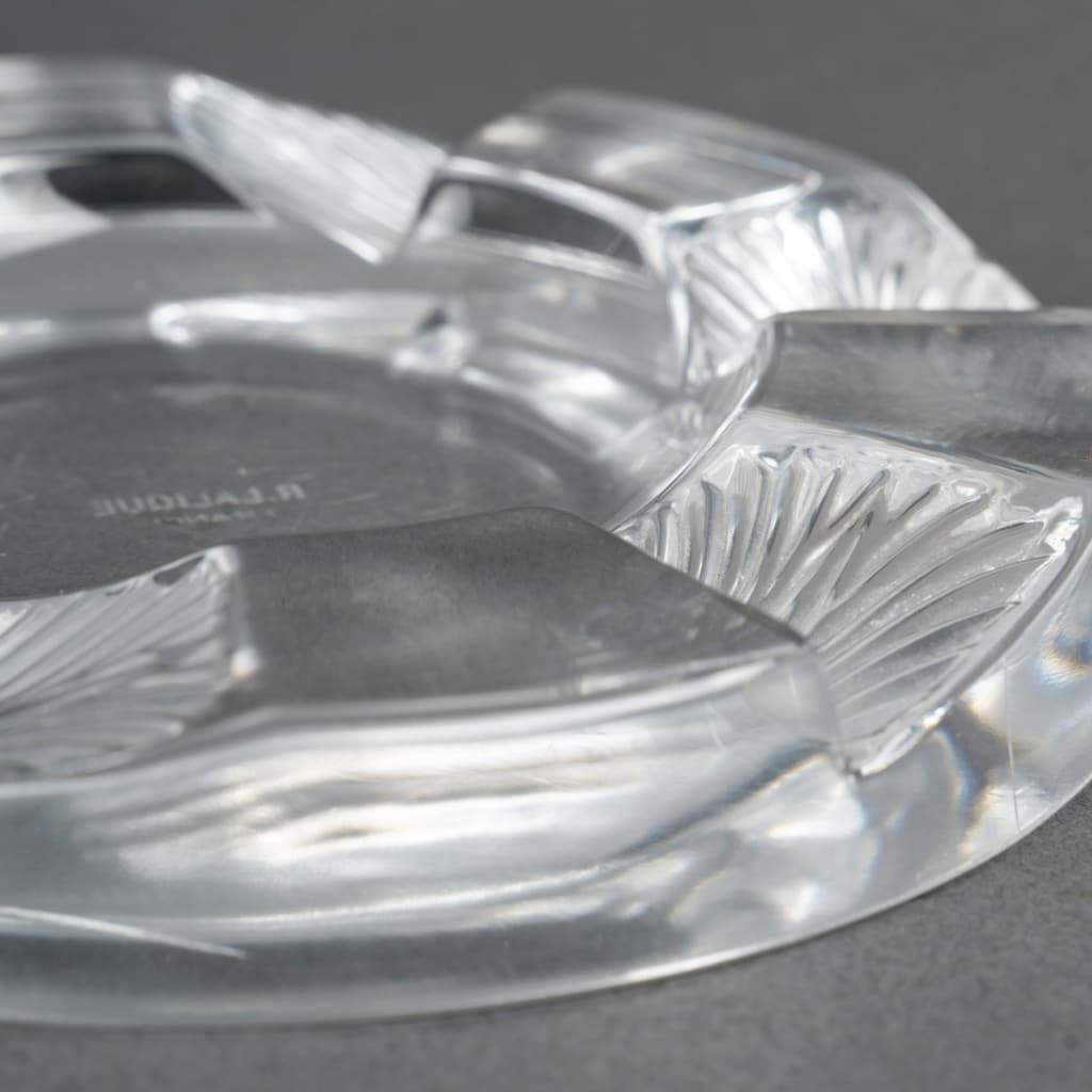 Cendrier « Cuba » verre blanc de René LALIQUE | Biron 