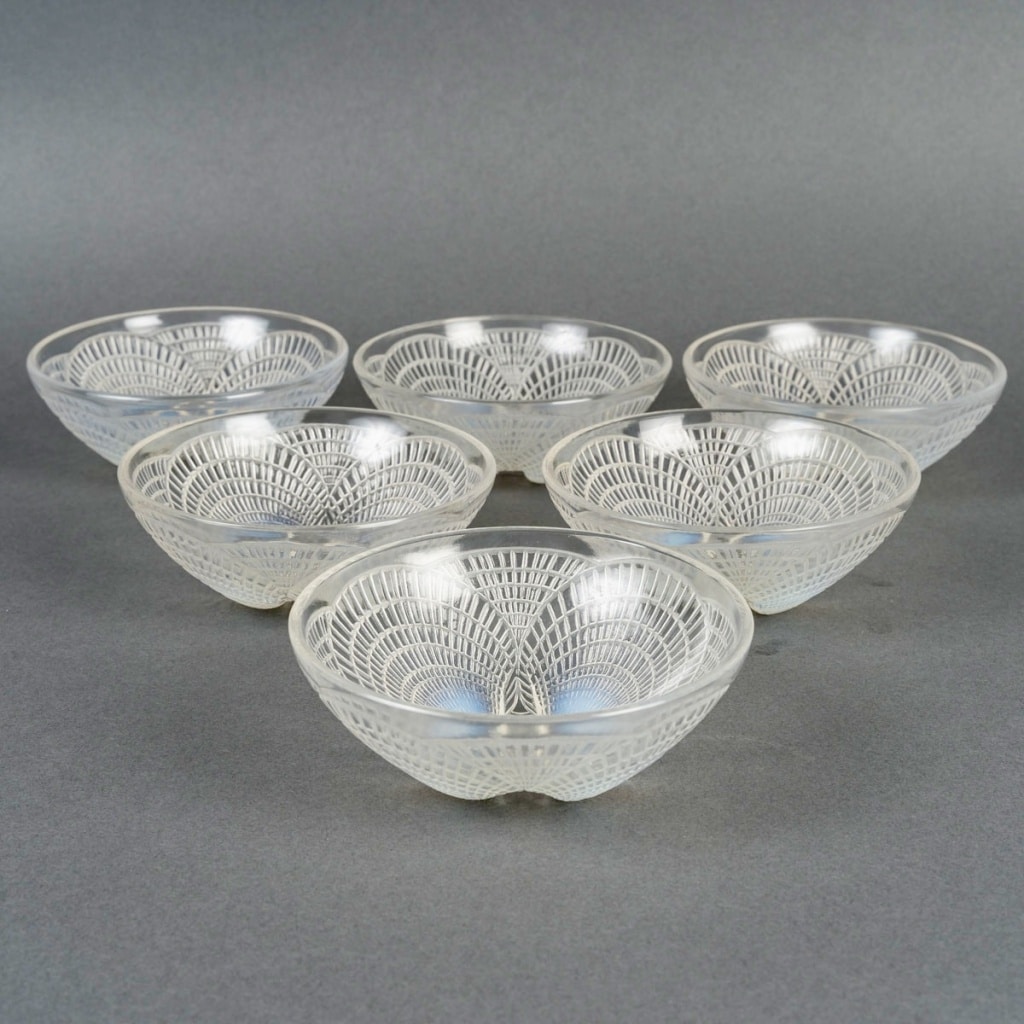 Suite de 6 Bols "Coquilles" verre opalescent de René LALIQUE 