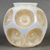Vase "Picardie" verre opalescent patiné sépia de René LALIQUE 