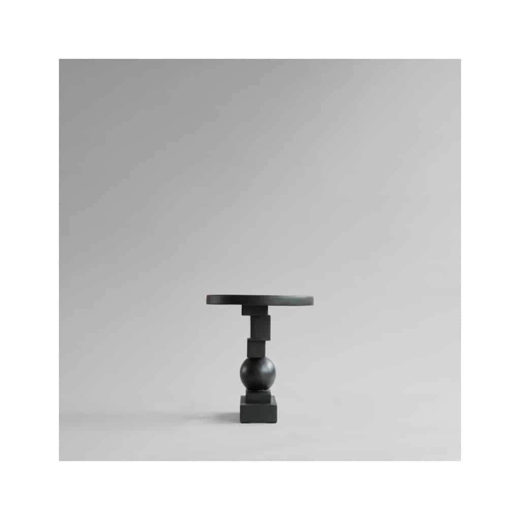 Bout de canapé, table d’appoint, model Artiste, œuvre contemporaine, XXIème siècle. | Biron 