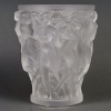 Vase « Bacchantes » cristal blanc de LALIQUE | Biron 