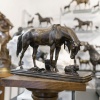 SCULPTURE – CHEVAL ET CHIEN A L’ÉCURIE , HENRI – ALFRED JACQUEMART (1824-1896) – BRONZE | Biron 
