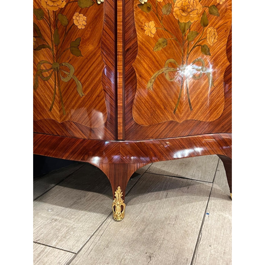 Paire d’encoignures d’époque louis XV estampillées Denis Genty | Biron 