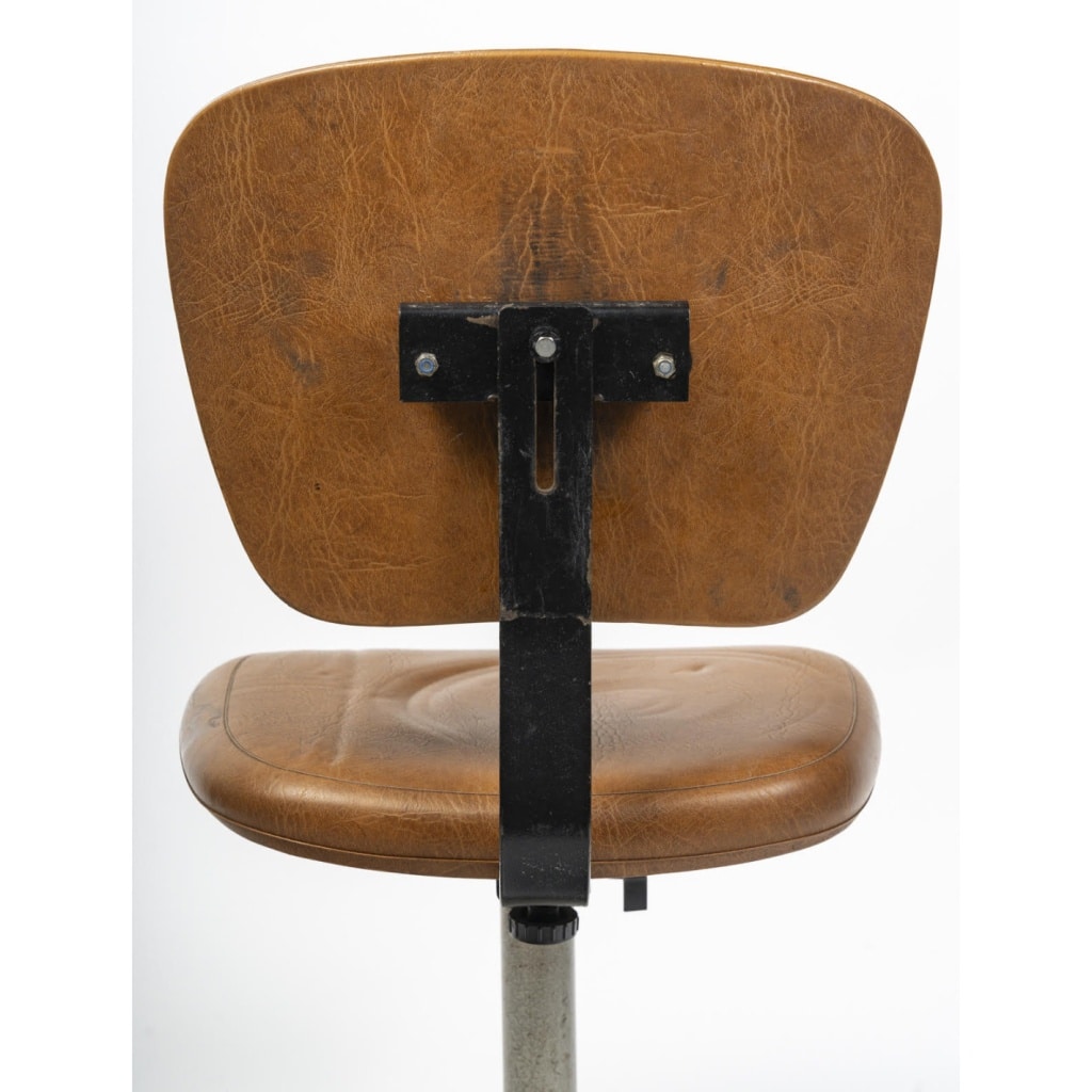 Siège de bureau des années 1960, design mid-century, métal et skaï. | Biron 