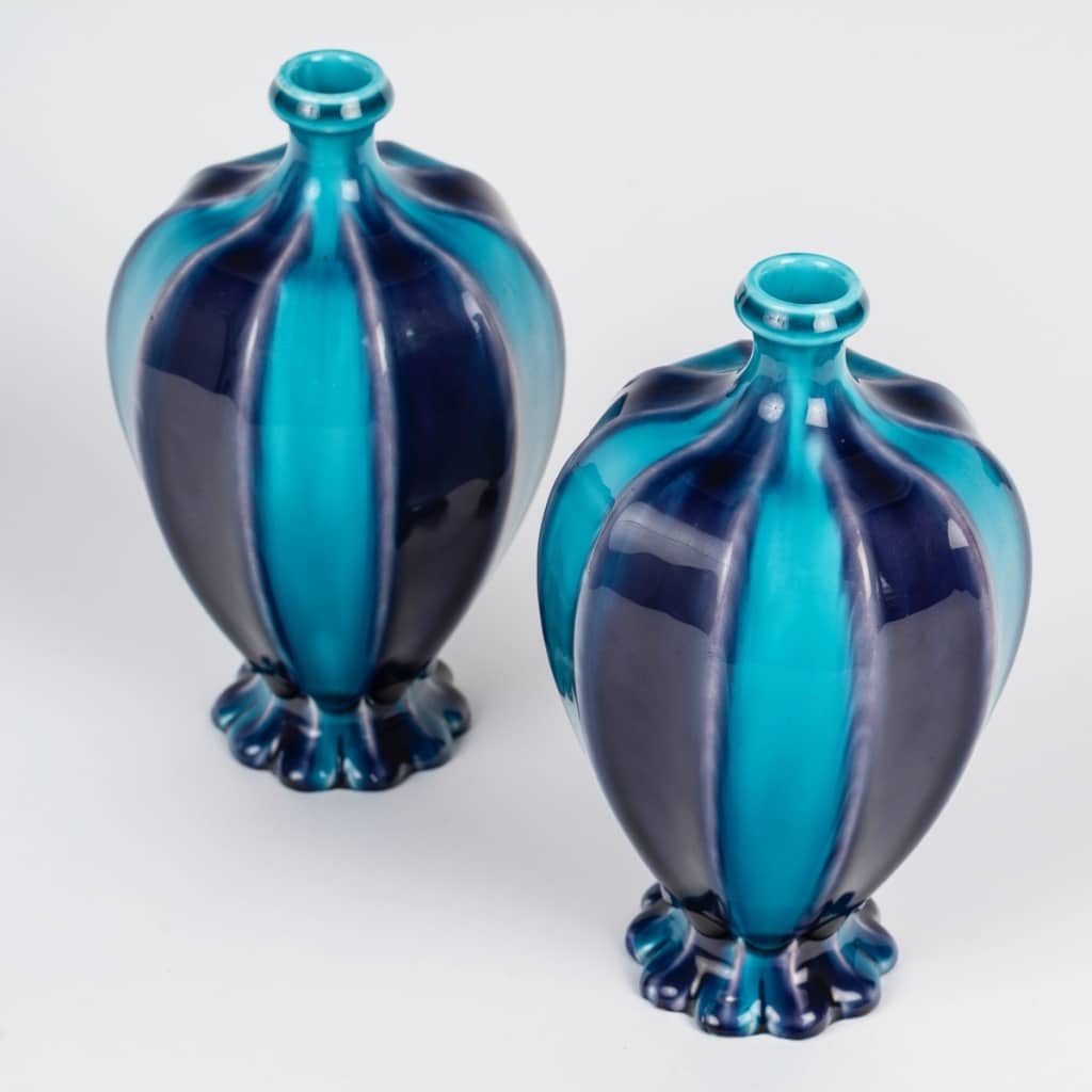 Théodore Deck (1823-1891) Rare Paire de Vases en Faïence Émaillée, circa 1875 | Biron 