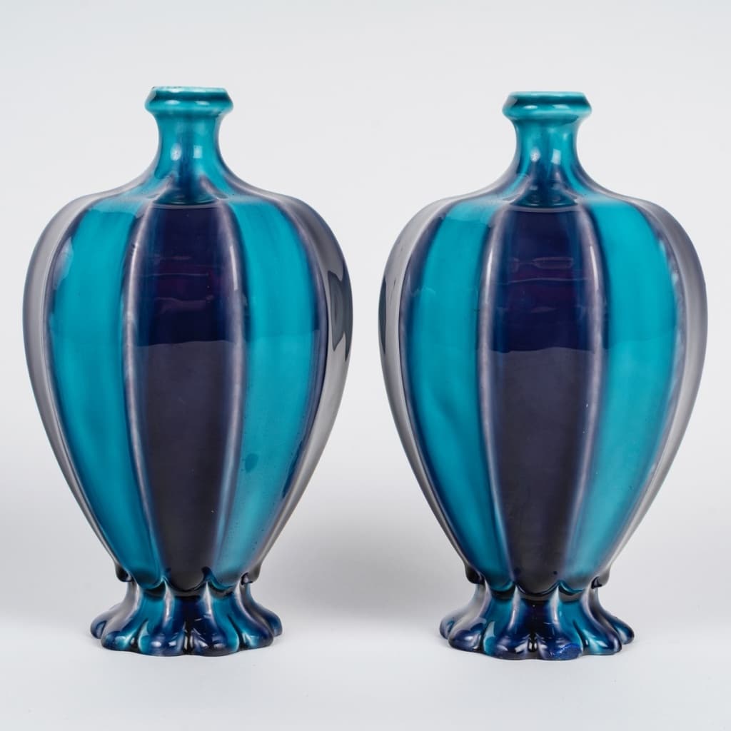 Théodore Deck (1823-1891) Rare Paire de Vases en Faïence Émaillée, circa 1875 | Biron 