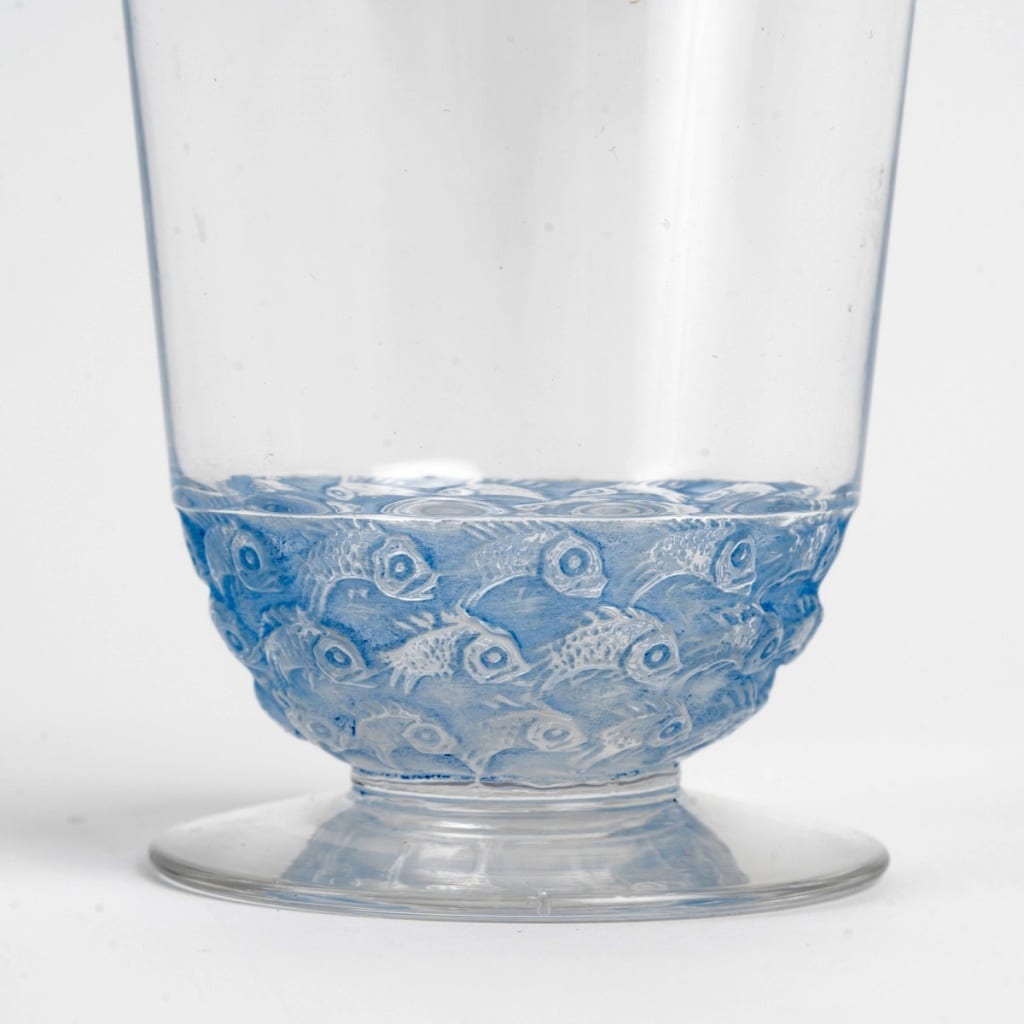 Suite de 4 Verres "Pouilly' verre blanc patiné bleu de René LALIQUE 