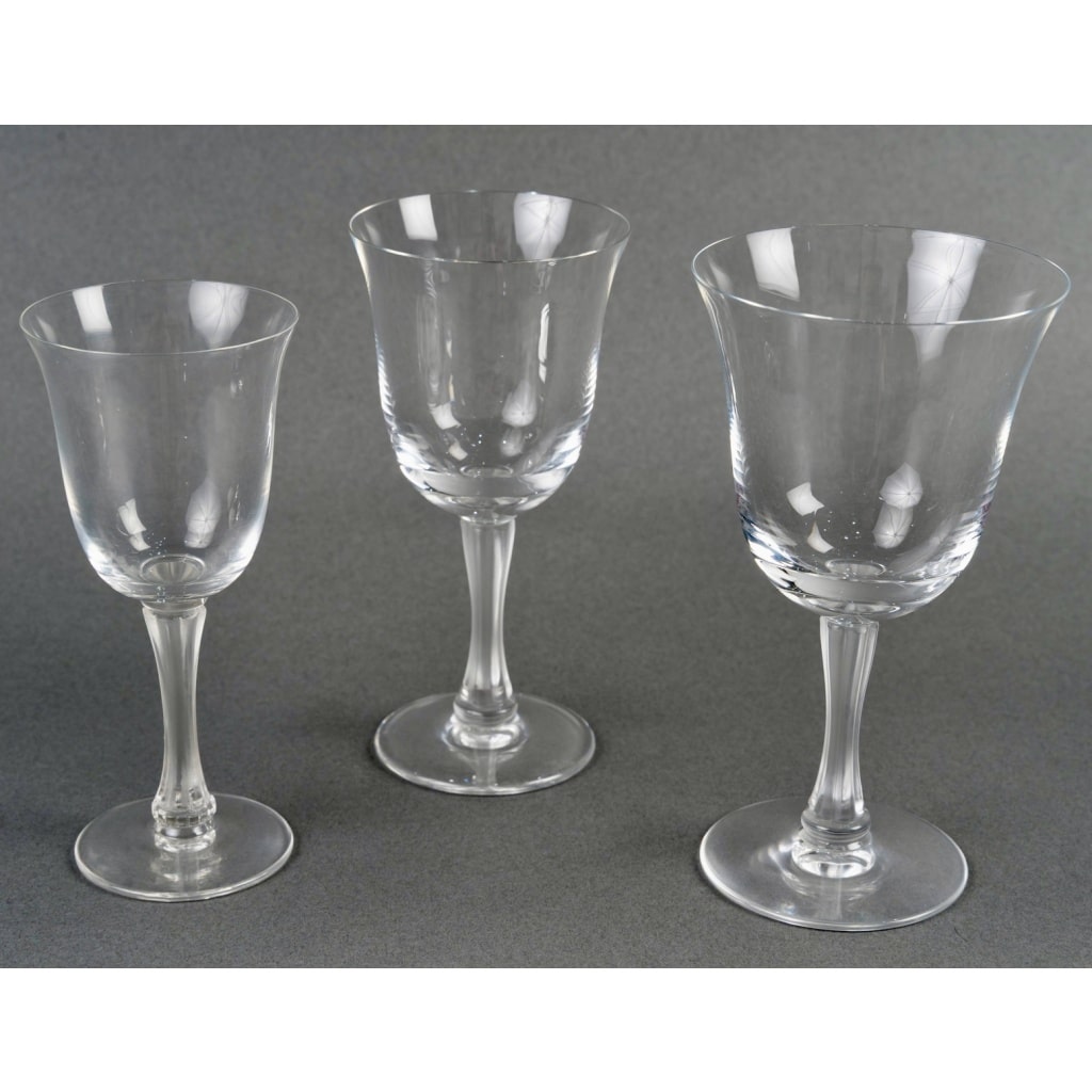 Service de Verres « Barsac » cristal blanc de LALIQUE FRANCE – 24 Pièces | Biron 