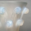 Vase « Jet d’Eau » verre opalescent de René LALIQUE | Biron 