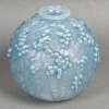 Vase « Druide » verre opalescent patiné bleu de René LALIQUE | Biron 