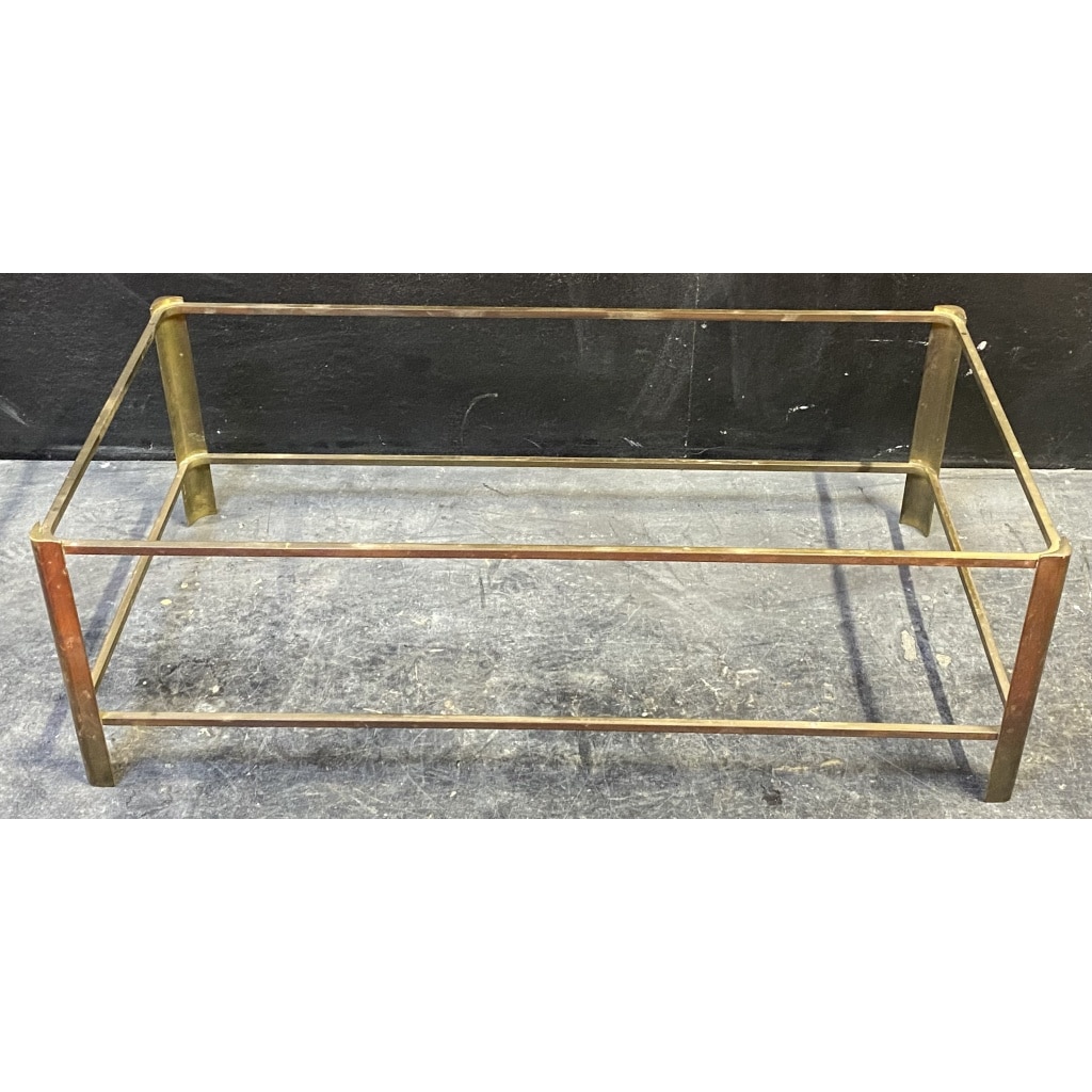 1970′ Table Basse Jacques QUINET, Pour la Maison MALABERT. Laiton Poli. L : 111 cm X 56 cm x H :37 cm | Biron 