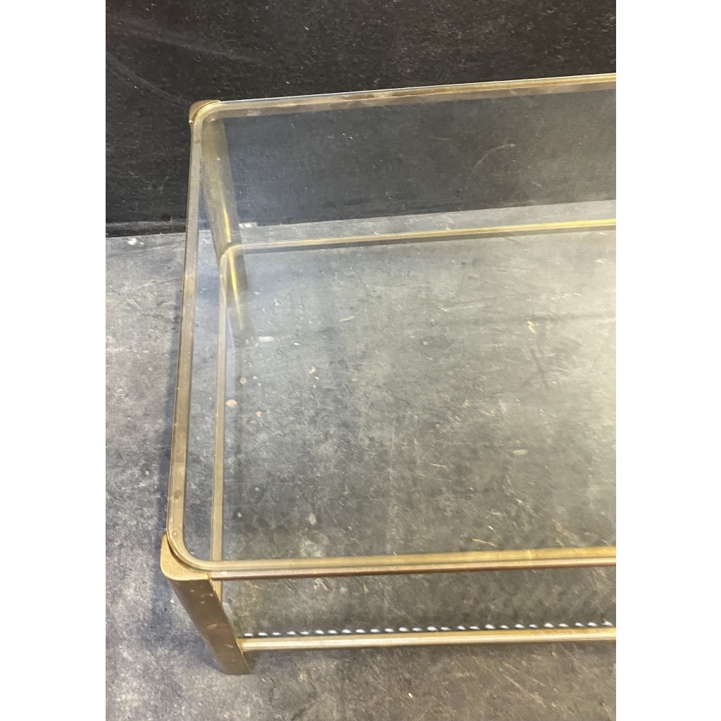 1970′ Table Basse Jacques QUINET, Pour la Maison MALABERT. Laiton Poli. L : 111 cm X 56 cm x H :37 cm | Biron 