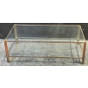 1970′ Table Basse Jacques QUINET, Pour la Maison MALABERT. Laiton Poli. L : 111 cm X 56 cm x H :37 cm | Biron 