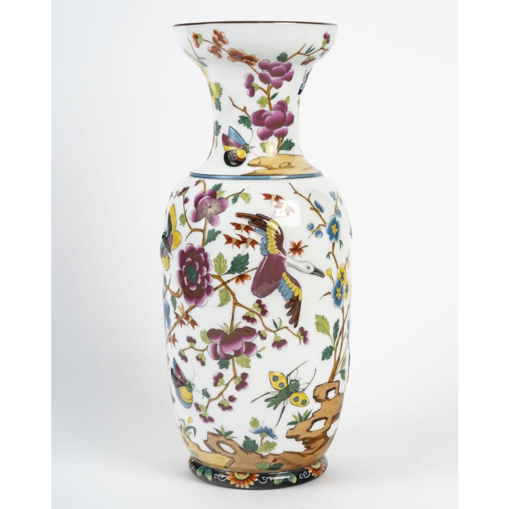 Superbe vase en porcelaine du début du 19ème siècle de la manufacture de Bayeux. | Biron 