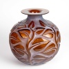 Vase « Sophora » verre rouge ambré patiné blanc de René LALIQUE | Biron 