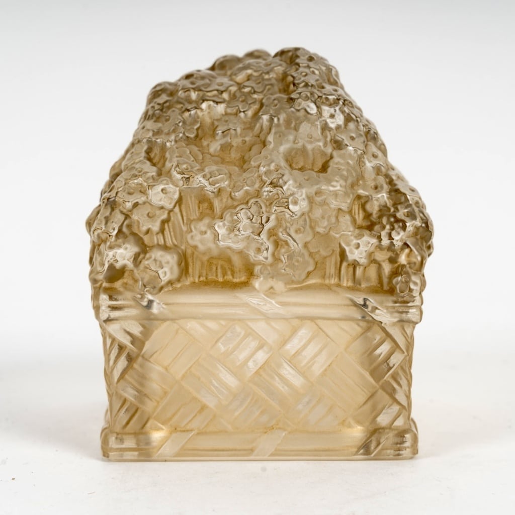Surtouts de Table « Corbeille Quatre Saisons » verre blanc patiné sépia de René LALIQUE | Biron 