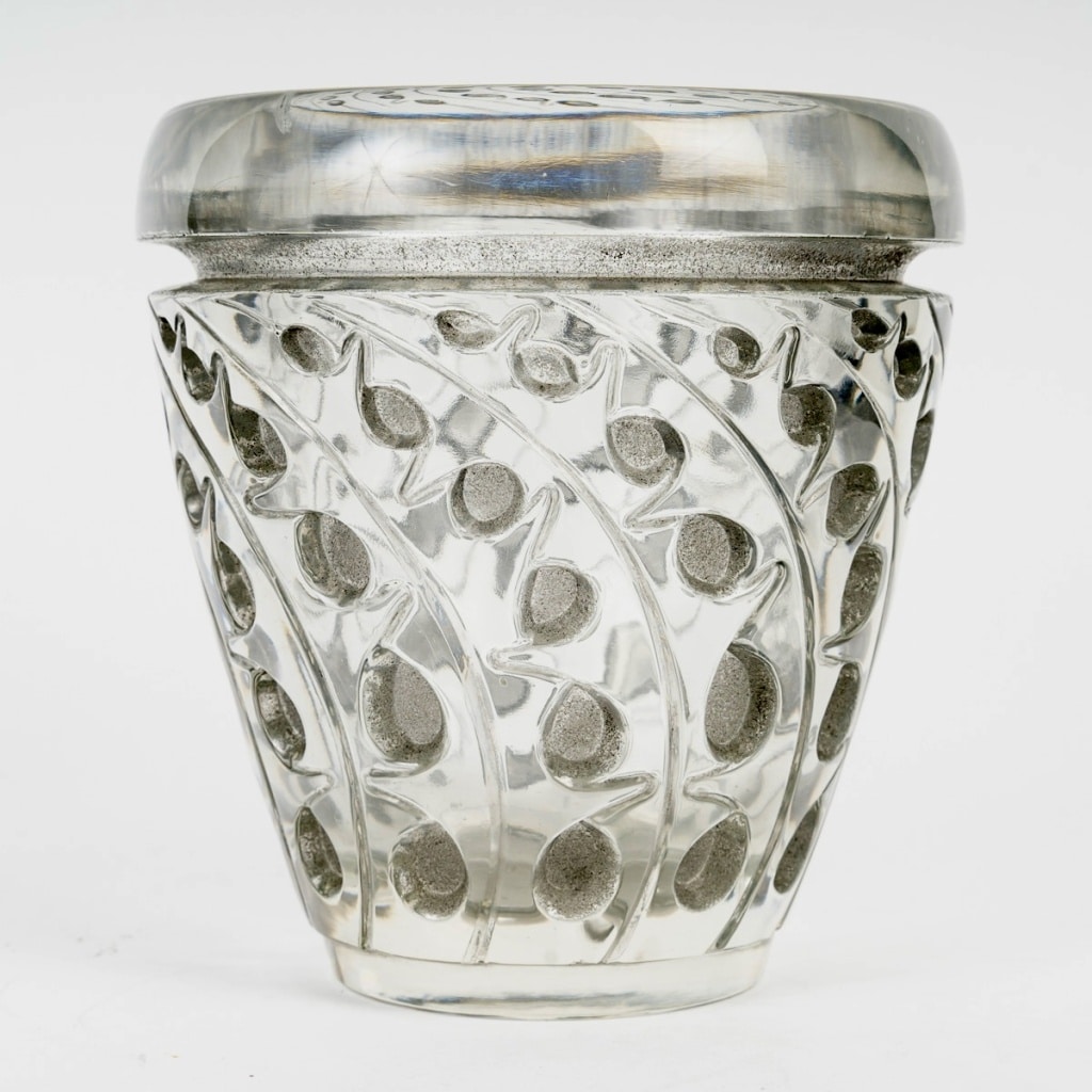 Vase « Lemna » verre blanc patiné gris de René LALIQUE | Biron 