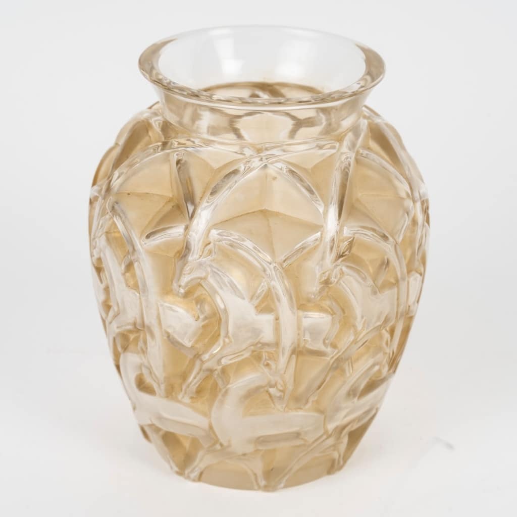 Vase « Chamois » verre patiné sépia de René LALIQUE | Biron 