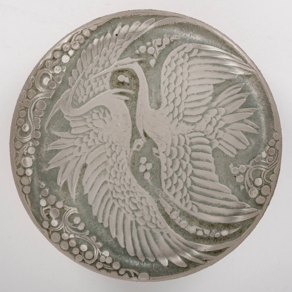 Boite « Rambouillet » verre blanc patiné gris vert de René LALIQUE | Biron 