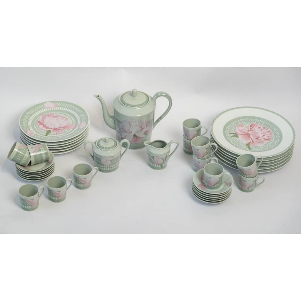 Service à Café Hermès « les Pivoines » – Décor Floral Rose Et Vert – 26 Pièces Pour 12 Personnes | Biron 