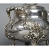 SERVICE A VERSER en Argent de Style Louis XV au Couple de Tourterelles. Paris, seconde moitié du XIX e | Biron 