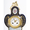 Fantaisie Galante pour Cartel à poser Néo-Rococo en porcelaine et bronze doré. Circa 1890 | Biron 