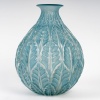 Vase « Malesherbes » verre blanc patiné bleu de René LALIQUE | Biron 