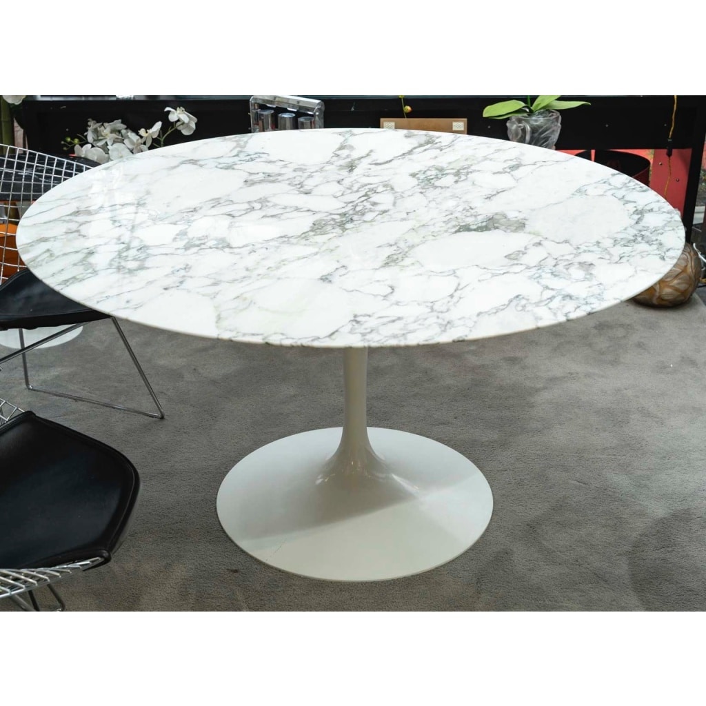 Eero SAARINEN & KNOLL INTERNATIONAL, Table « TULIP » 137 cm | Biron 