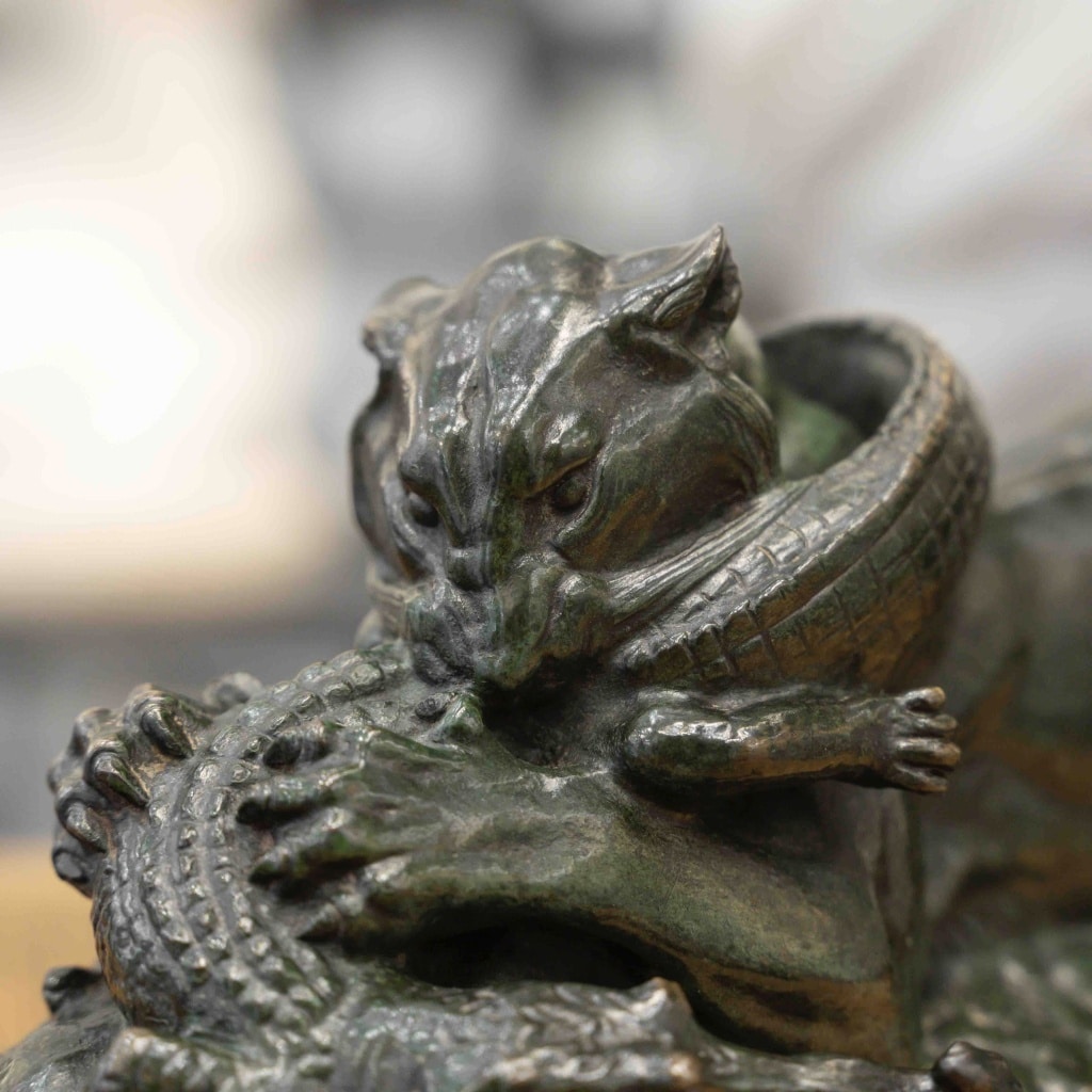 Sculpture – Tigre Dévorant Un Gavial , Antoine – Louis Barye (1795-1875) – Bronze | Biron 