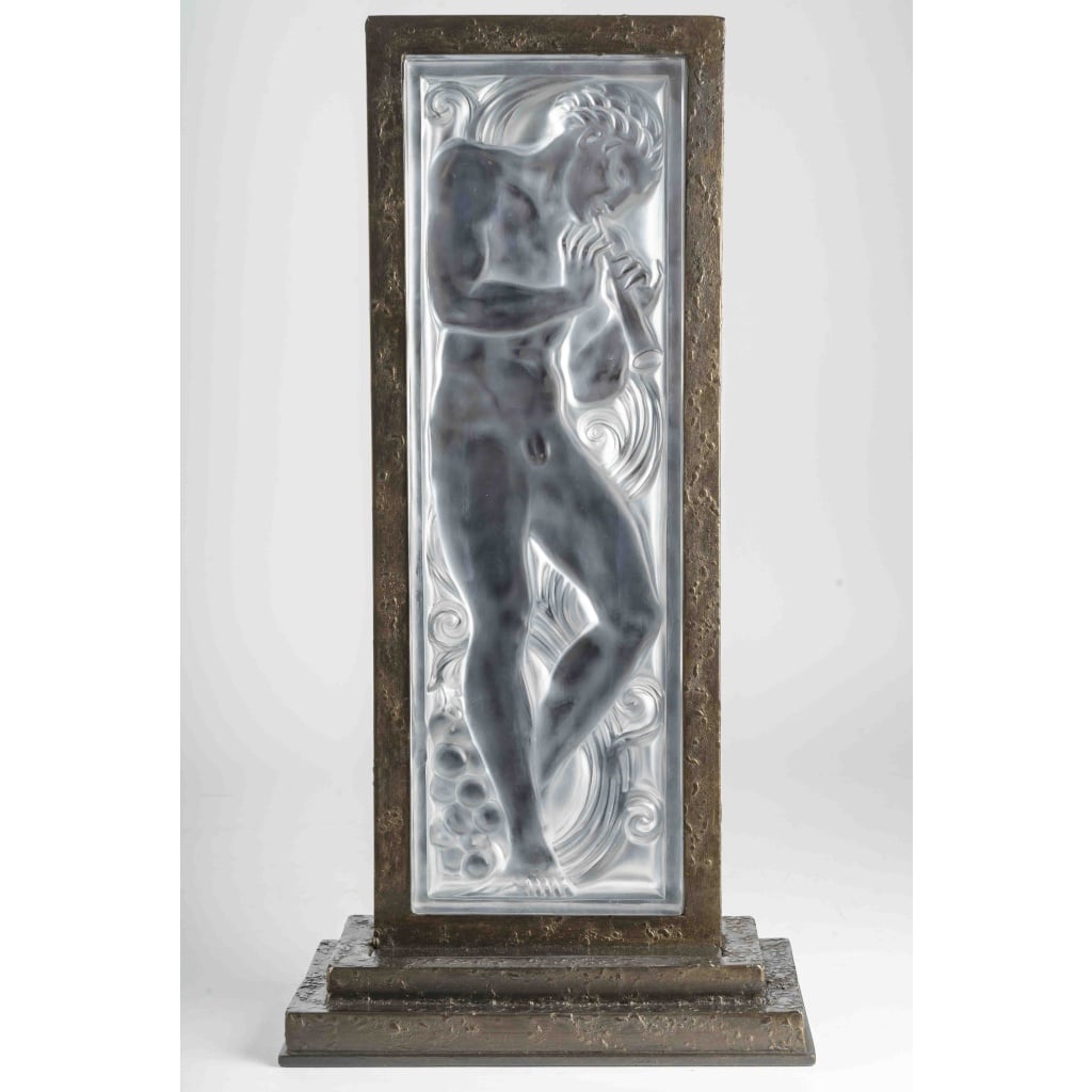 Panneau Décoratif « Joueur de Pipeau » cristal blanc de LALIQUE France | Biron 