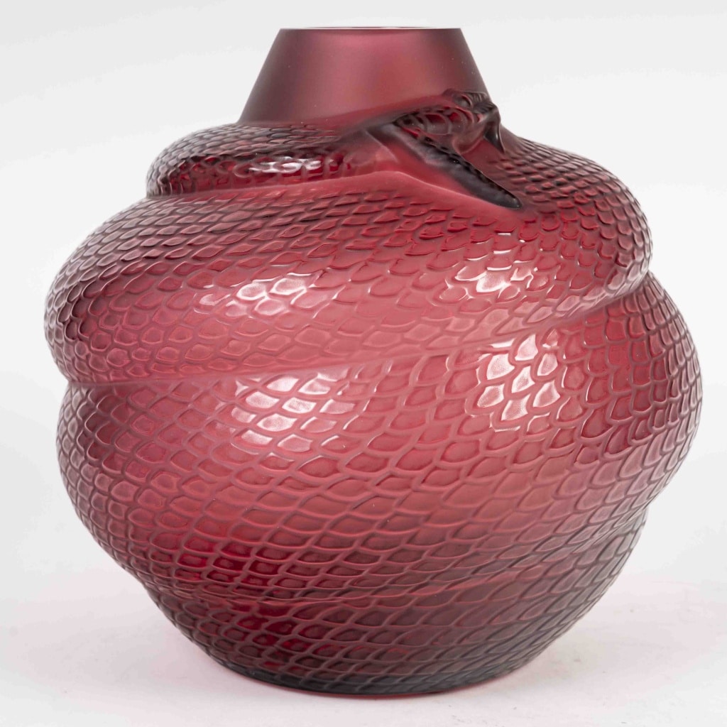 Vase « Serpent » cristal rouge de LALIQUE France | Biron 