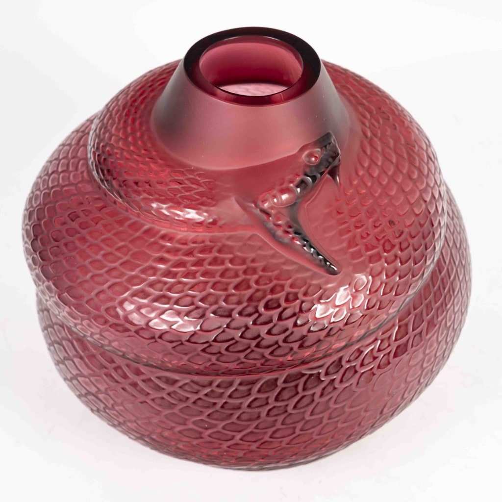 Vase « Serpent » cristal rouge de LALIQUE France | Biron 