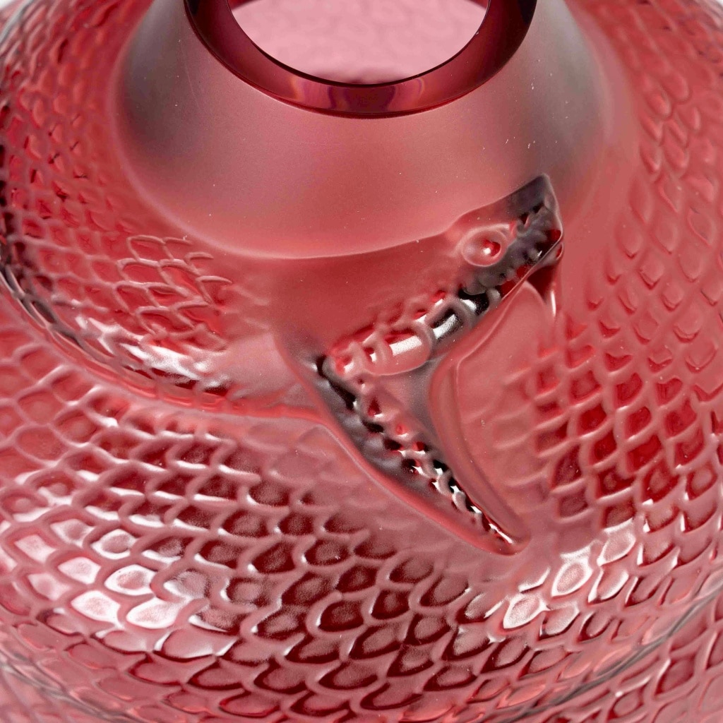 Vase « Serpent » cristal rouge de LALIQUE France | Biron 