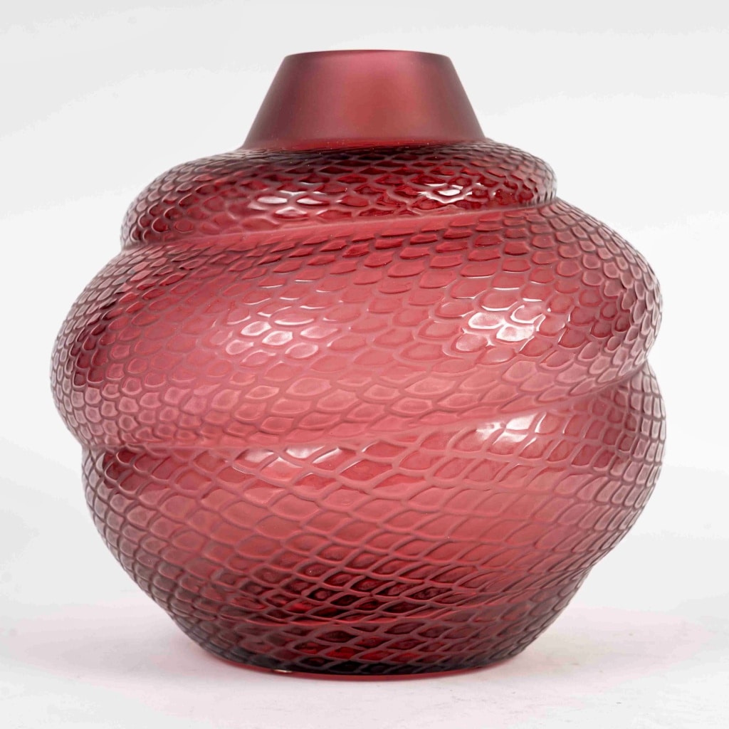 Vase « Serpent » cristal rouge de LALIQUE France | Biron 