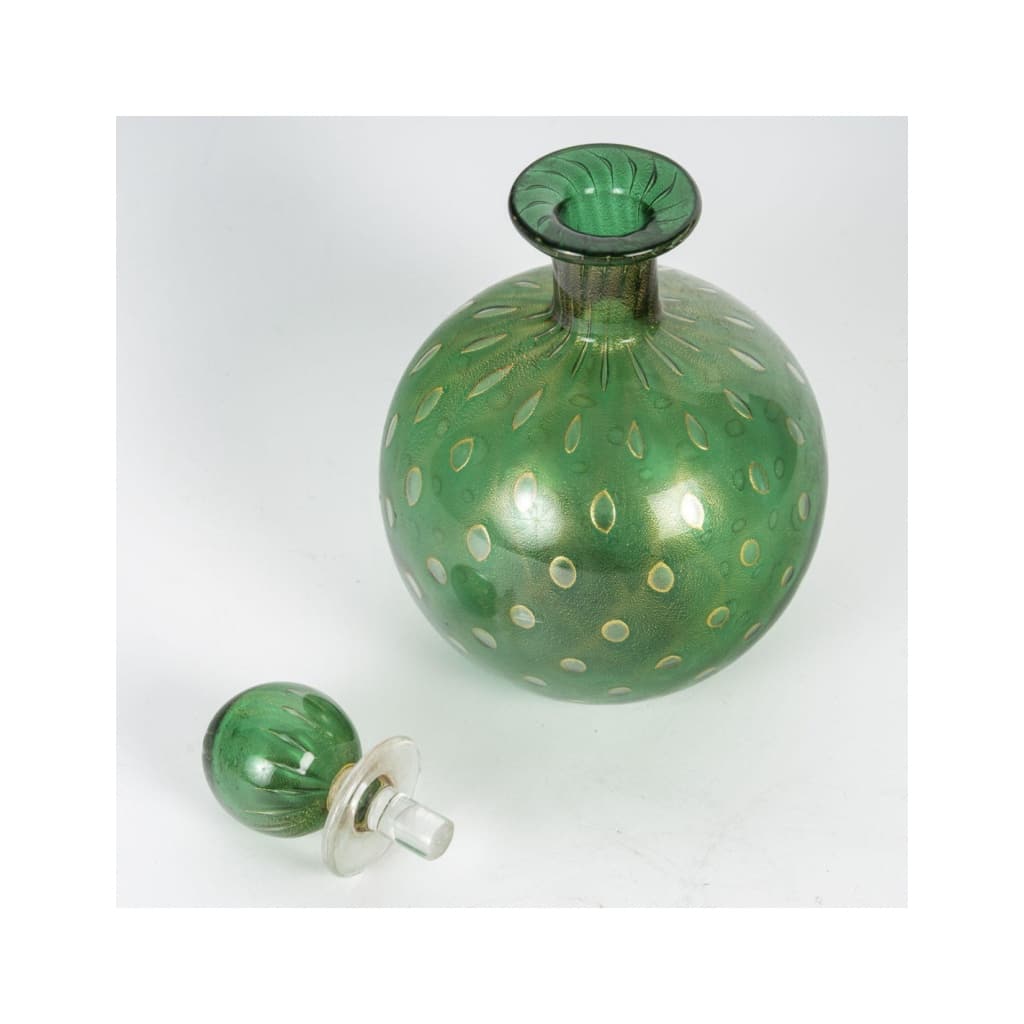 Carafe, flacon en verre de Murano irisé or, XXème siècle. | Biron 