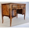Bureau à caissons en bois de Rose et Palissandre d’époque Transition Louis XV-Louis XVI | Biron 