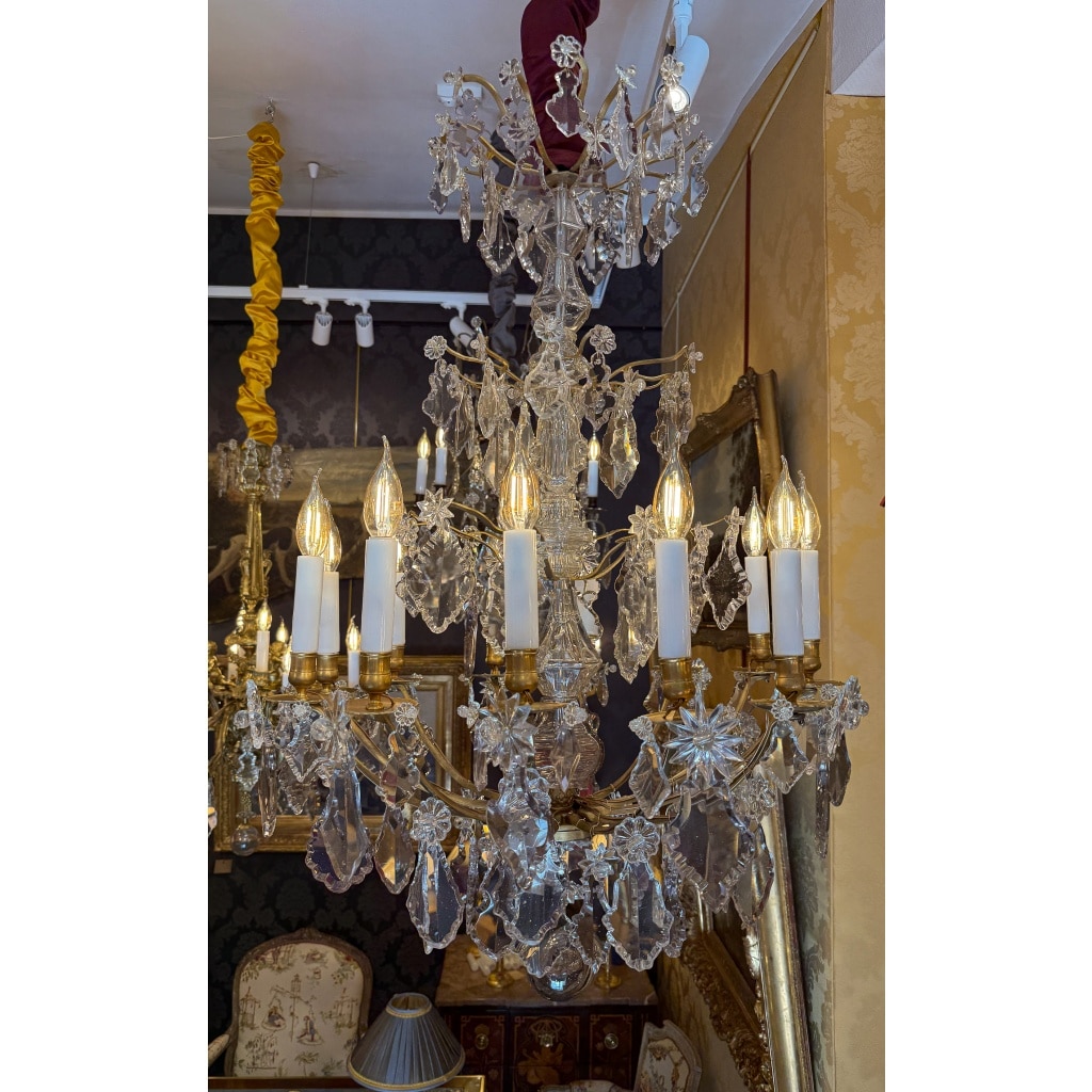 Lustre Français du XVIIIème de Forme Tige en Bronze Doré et Décor Cristal Taillé vers 1760-1770 | Biron 