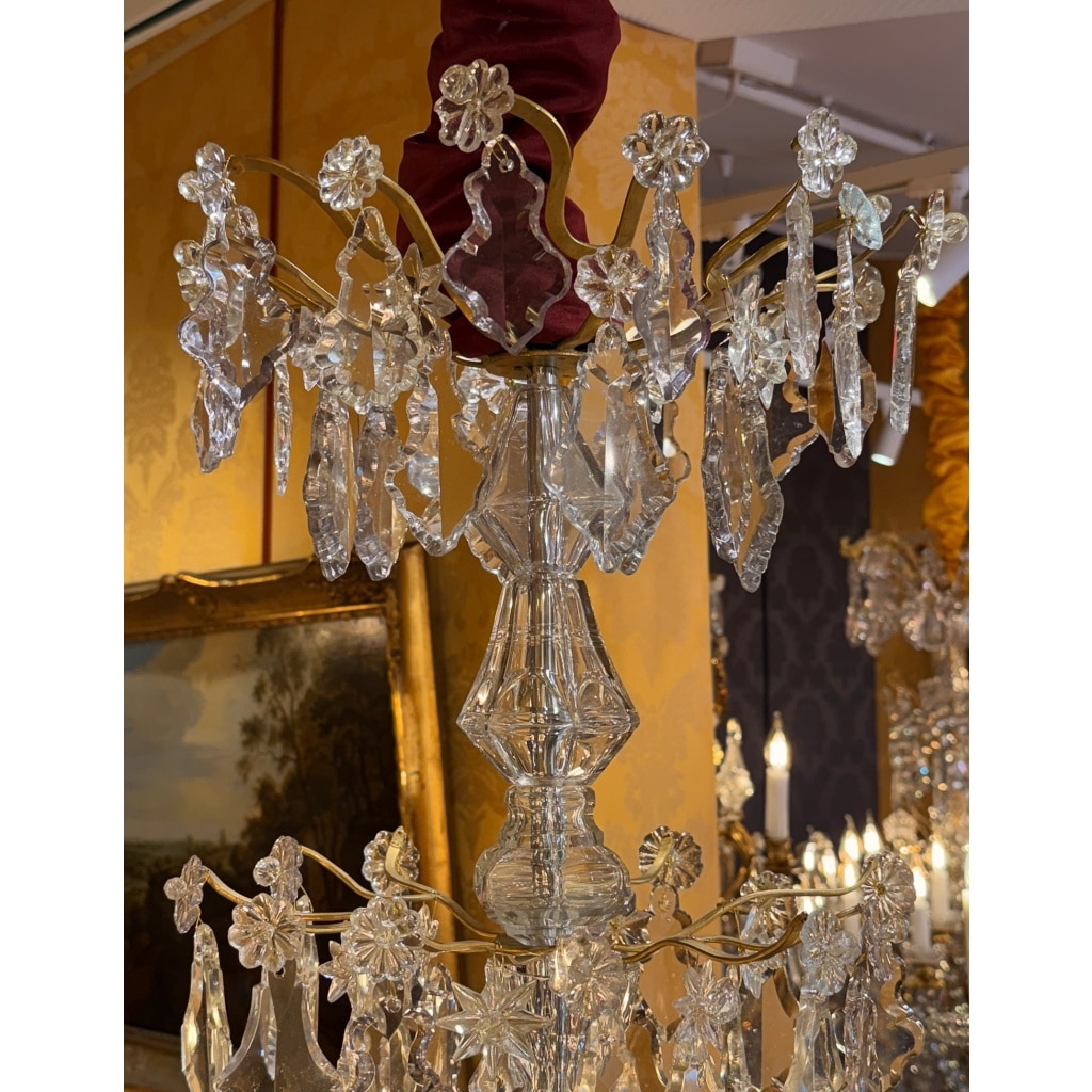 Lustre Français du XVIIIème de Forme Tige en Bronze Doré et Décor Cristal Taillé vers 1760-1770 | Biron 