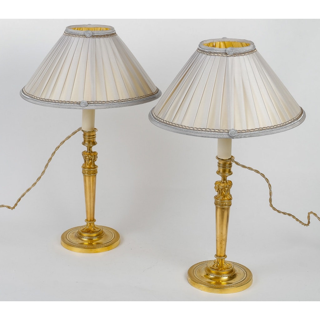 Paire de Flambeaux Aux Bustes de Femmes attribuée à Claude Galle vers 1810, montée en lampes | Biron 