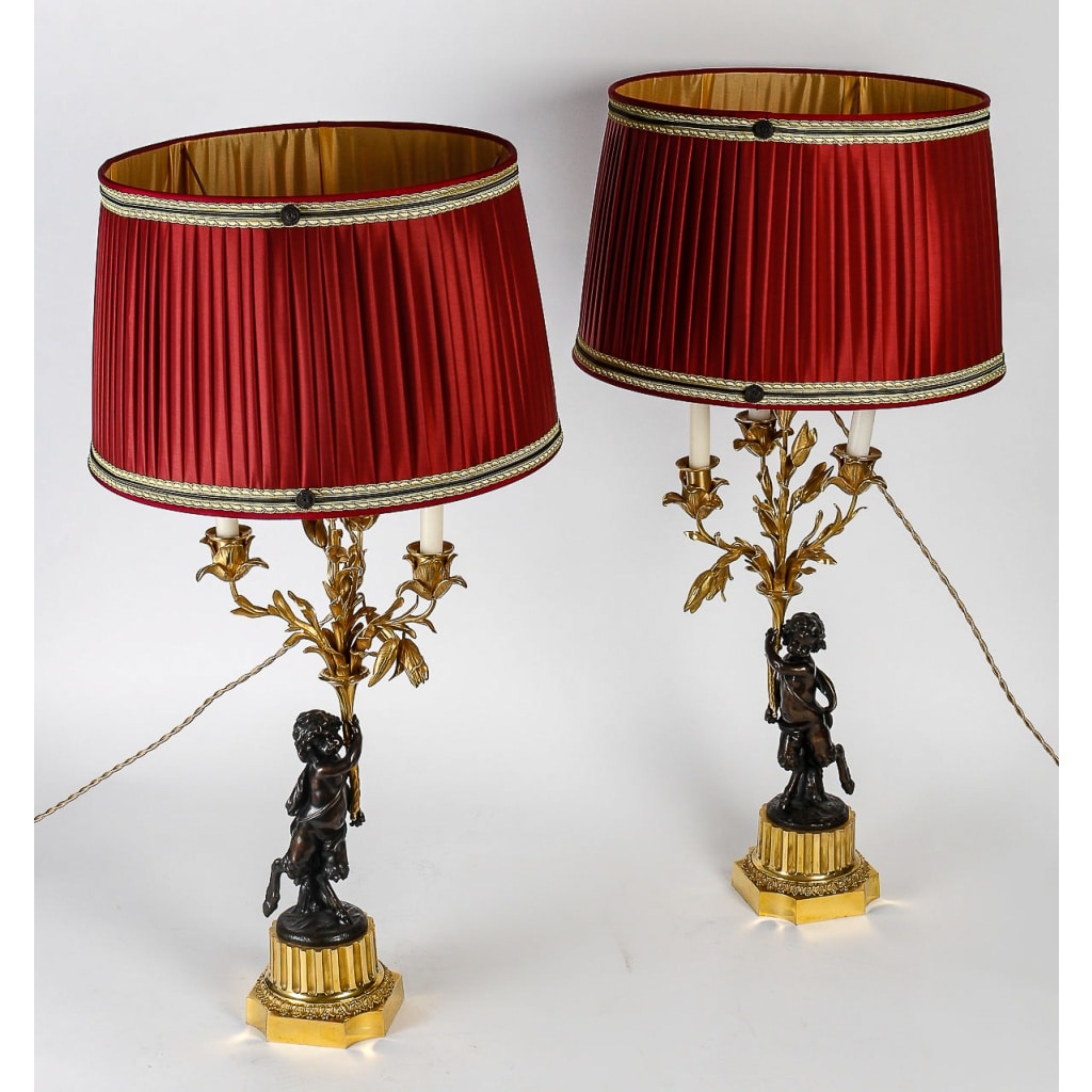 Paire de candélabres de style Louis XVI en bronze à décor de Faunes, montés en lampes | Biron 