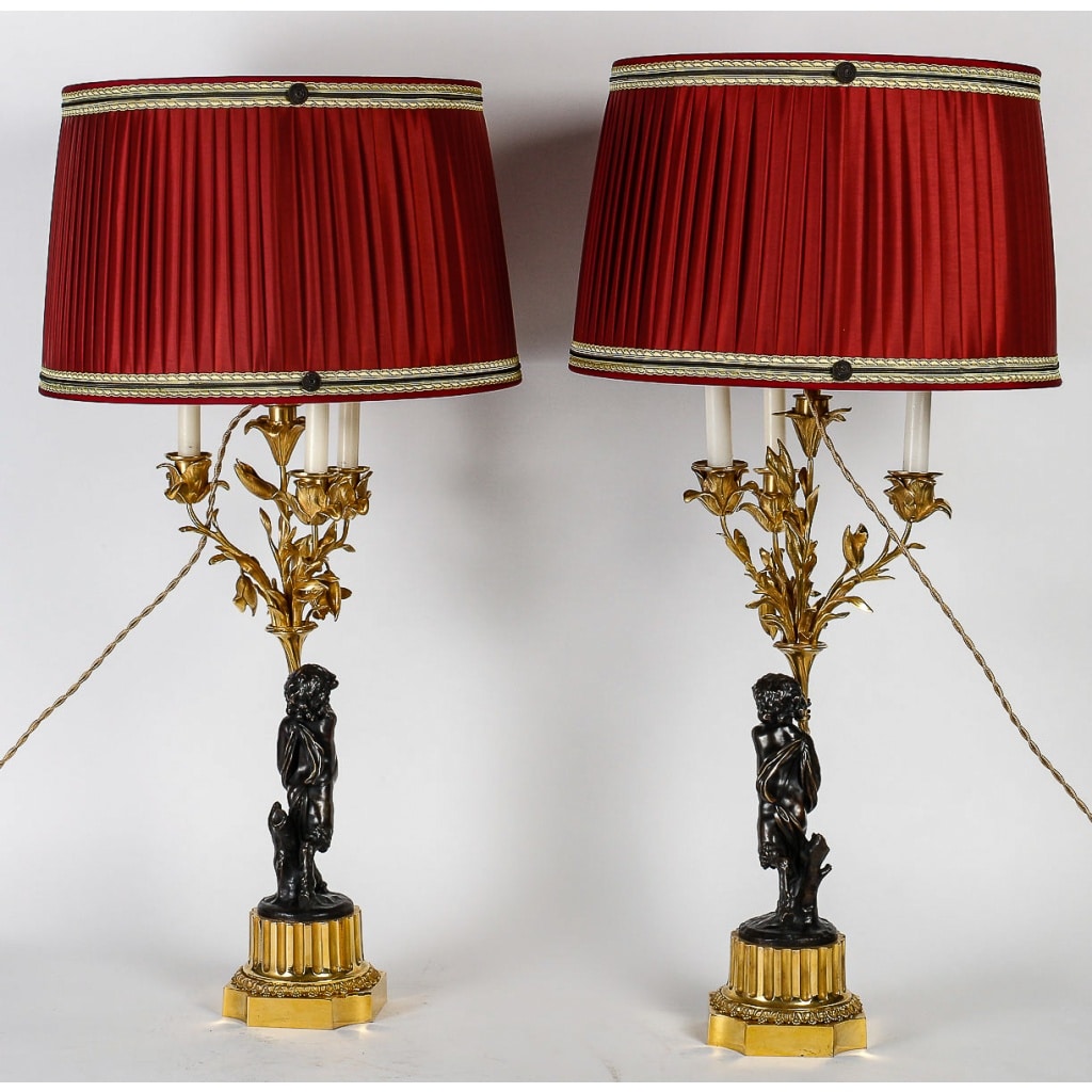 Paire de candélabres de style Louis XVI en bronze à décor de Faunes, montés en lampes | Biron 