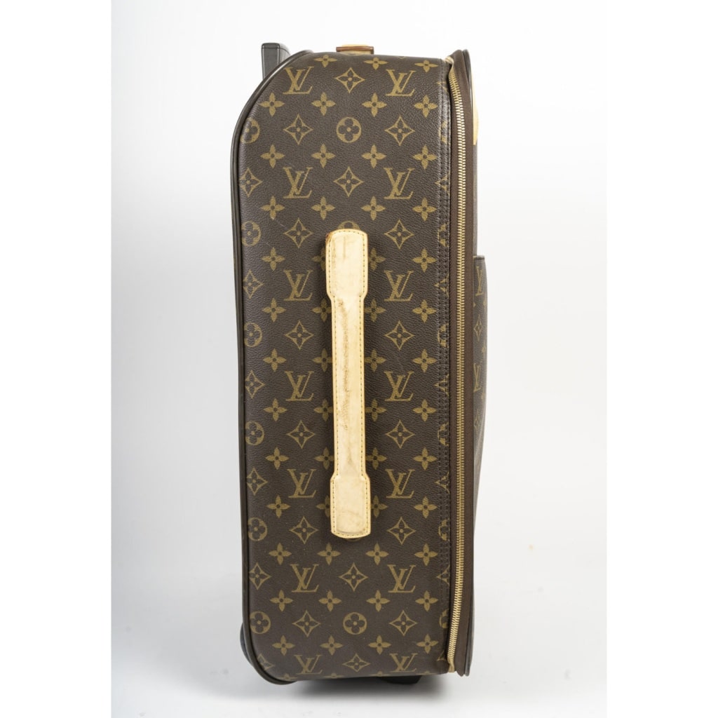 Valise cabine de luxe pour homme Louis Vuitton, très bonne état. | Biron 