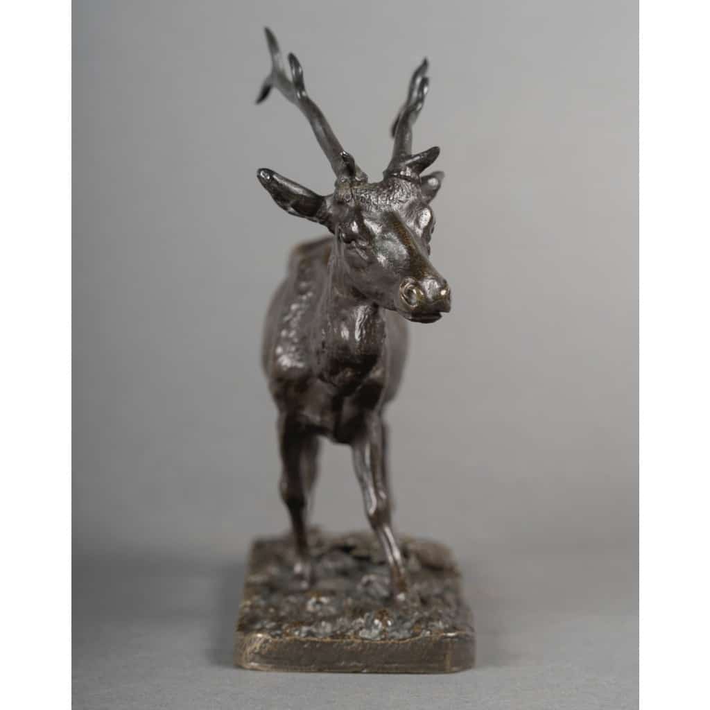 Sculpture – Le Cerf Marchant , Pierre – Jules Mêne (1810-1879) – Bronze | Biron 