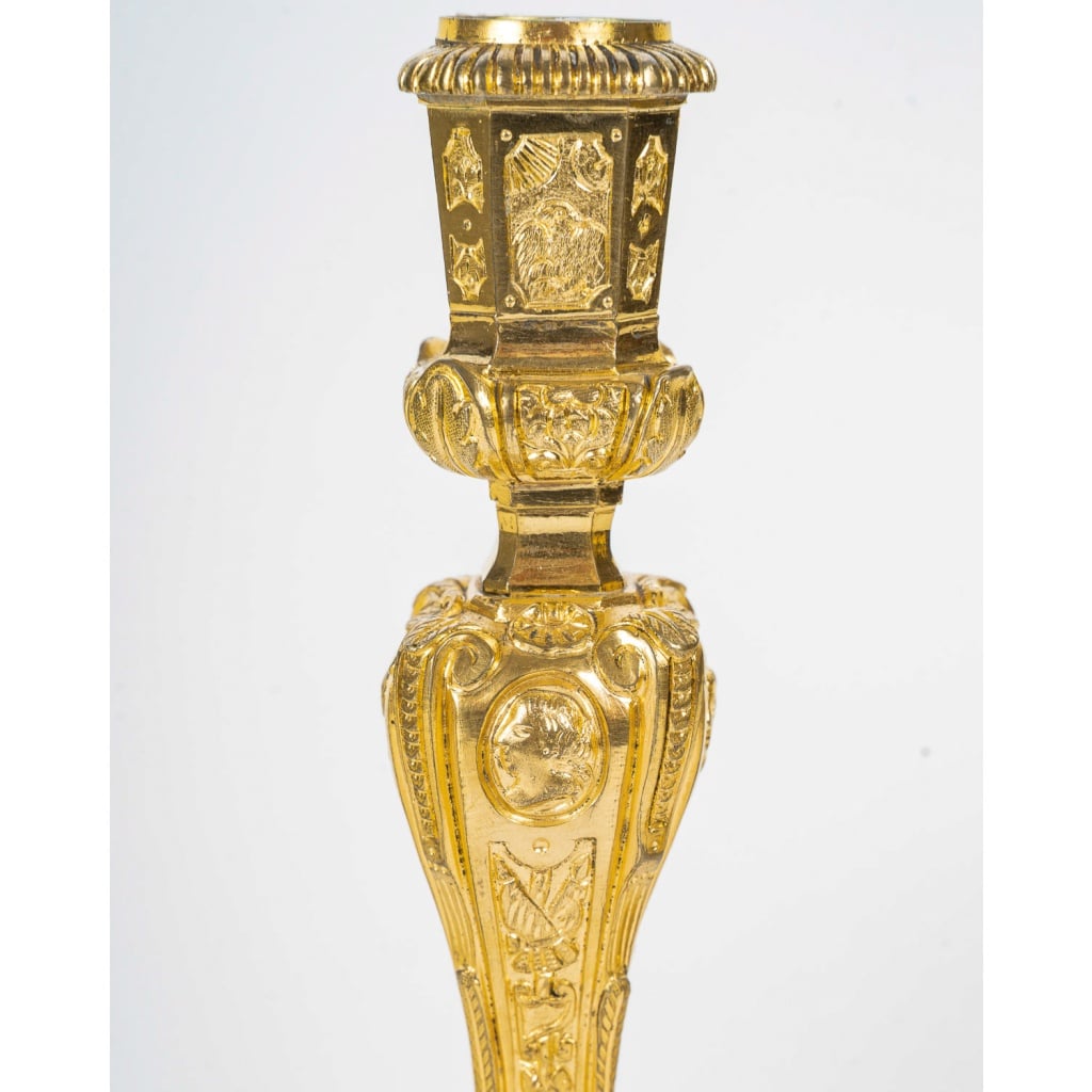 Paire d’appliques dite Aux Zéphyrs en bronze ciselé et doré XIXème siècle | Biron 