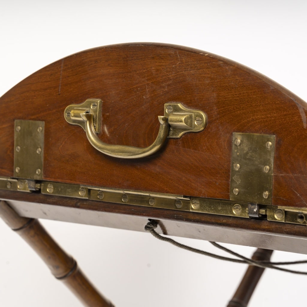 Table Plateau, Angleterre 1840 | Biron 