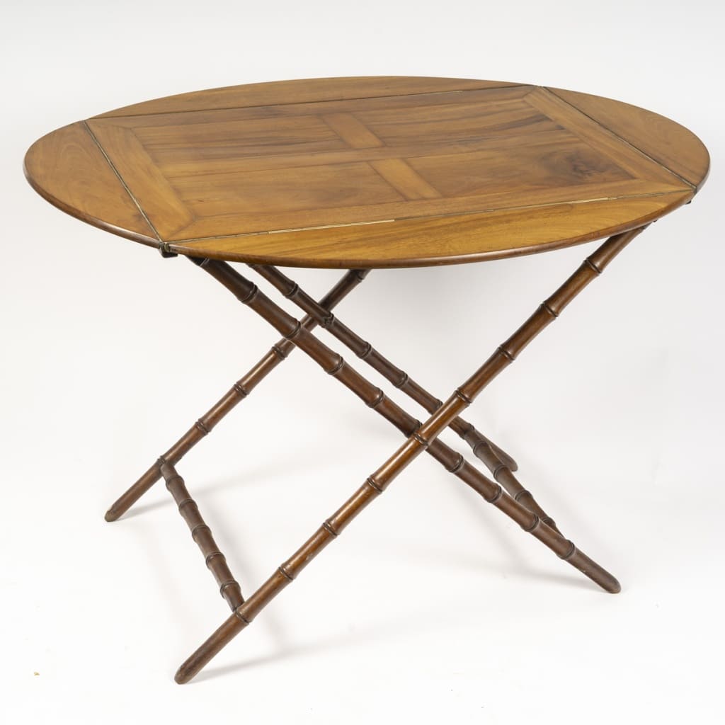 En acajou blond Table Plateau circa 1840 | Biron 