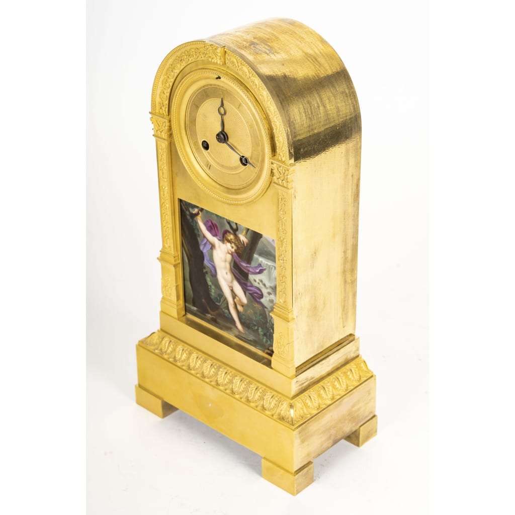 Pendule Restauration au » Jeune Zéphyr » de Prudhon, circa 1820 | Biron 